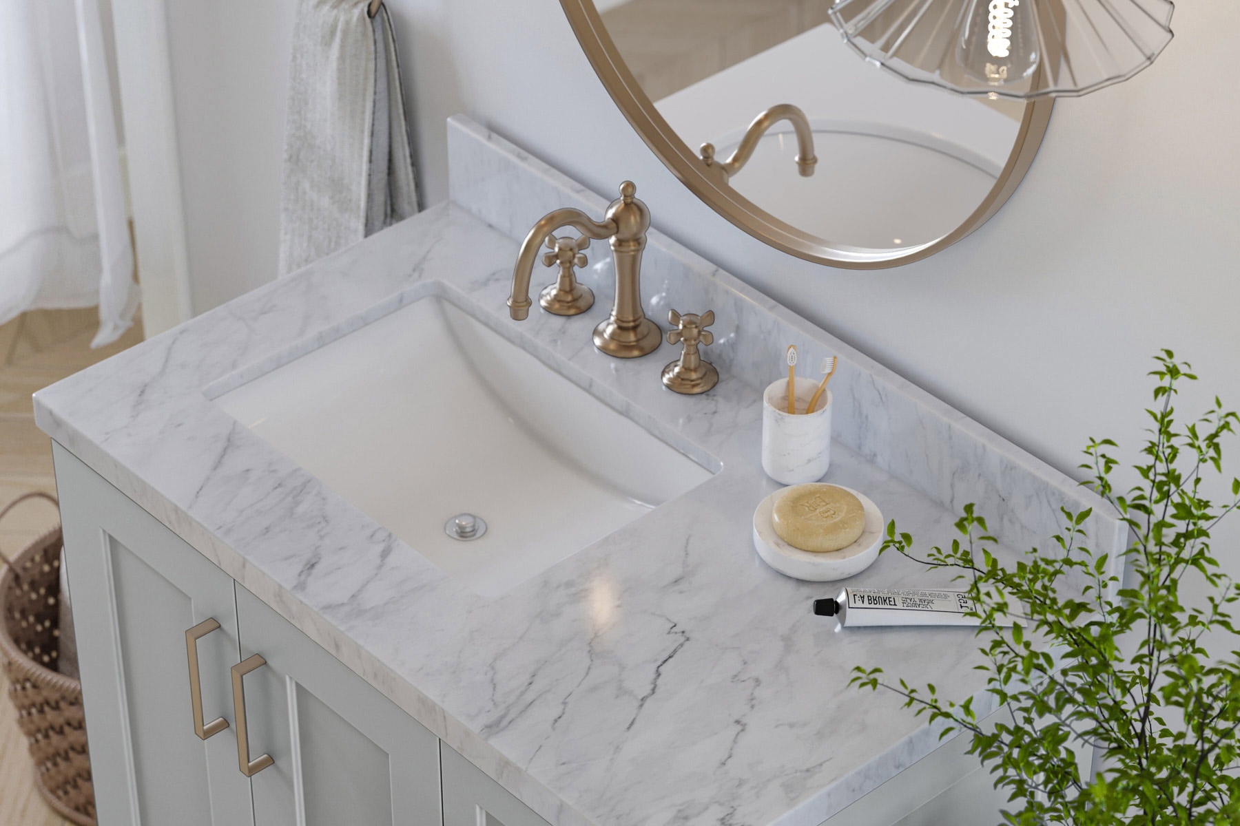 white marble countertops bathroom